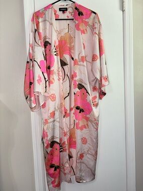 Express Pink Floral kimono one size